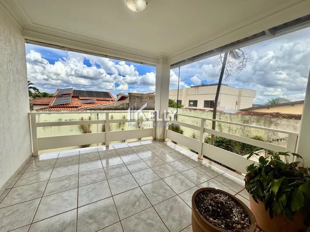 Casa à venda no bairro Margon I