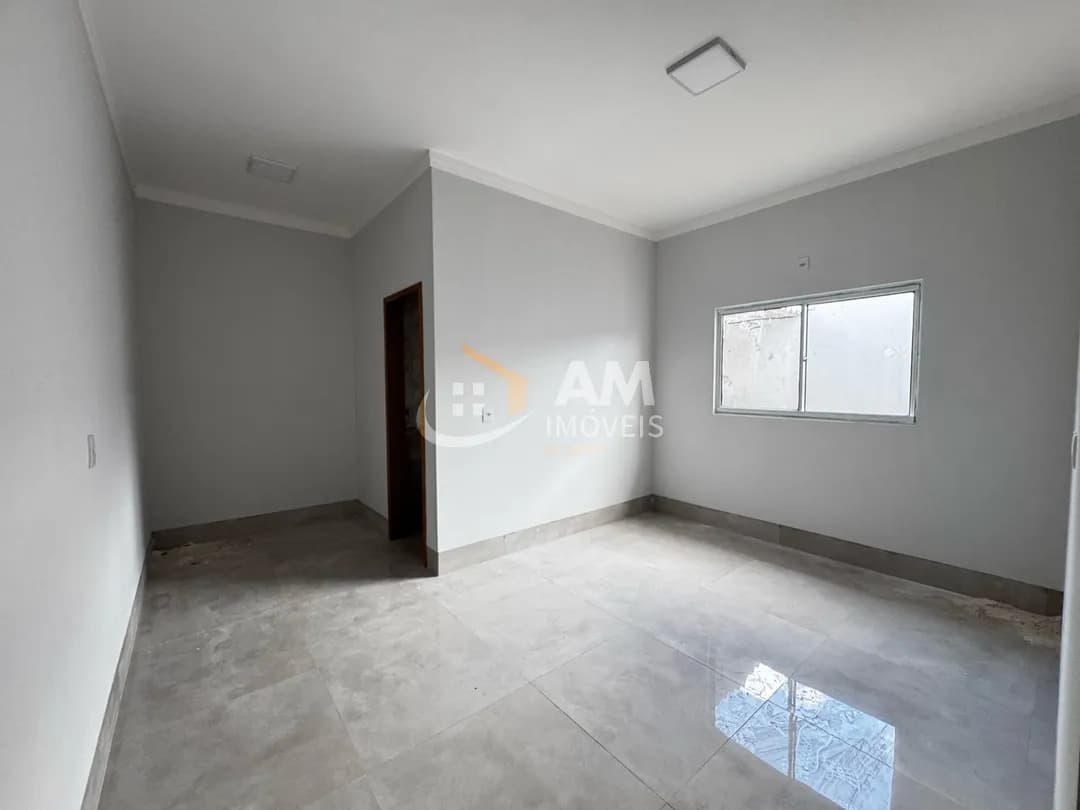 Casa à venda no bairro Parque dos Buritis