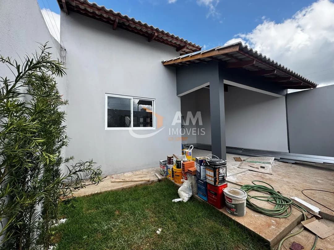 Casa à venda no bairro Parque dos Buritis