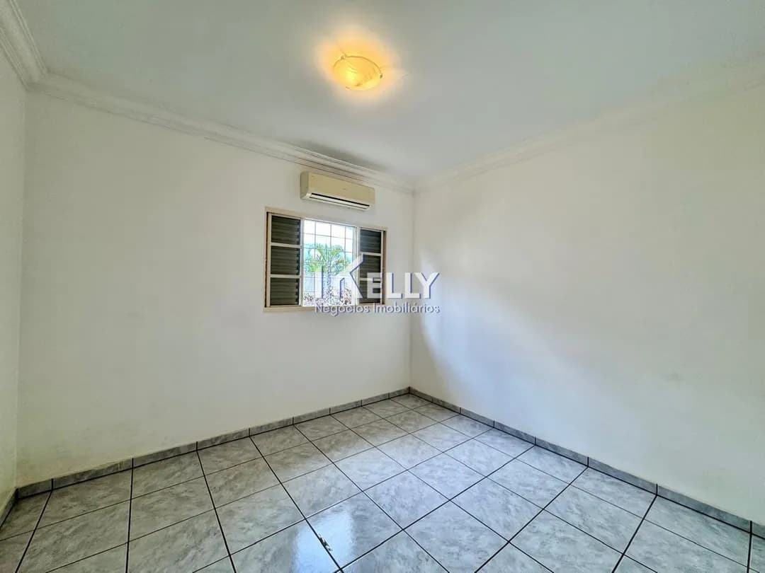 Casa à venda no bairro Margon I