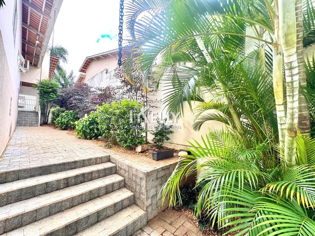 Casa à venda no bairro Margon I